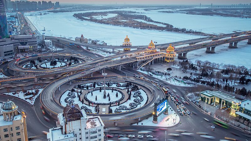 Harbin_s_Jihong_Bridge_Shines_During_9th_Asian_Winter_Games video poster