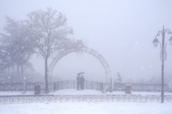 Heavy Snowfall Disrupts Traffic and Schools Across Türkiye Heavy_Snowfall_Disrupts_Traffic_and_Schools_Across_Tu_rkiye