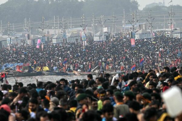 India_Launches_Inquiry_into_Deadly_Stampede_at_Maha_Kumbh_Mela_Festival