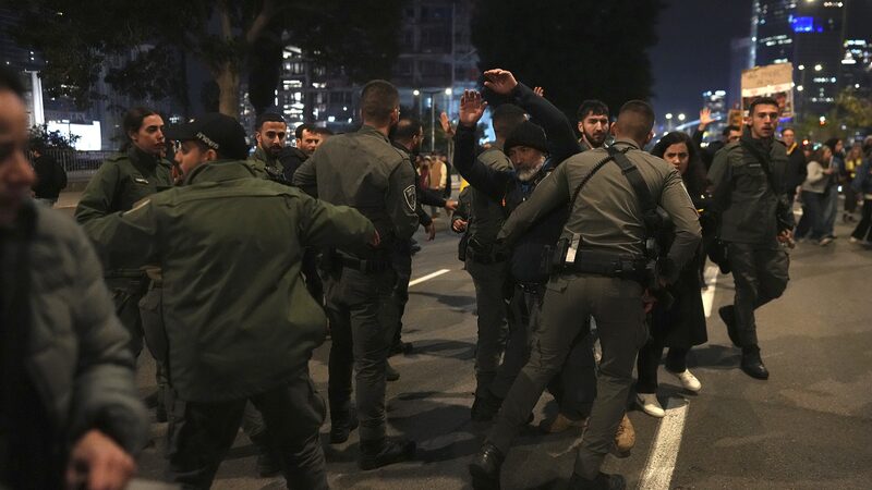 Israel_Boosts_Military_Readiness_as_Hamas_Delays_Hostage_Release - Khabar Asia Israel_Boosts_Military_Readiness_as_Hamas_Delays_Hostage_Release