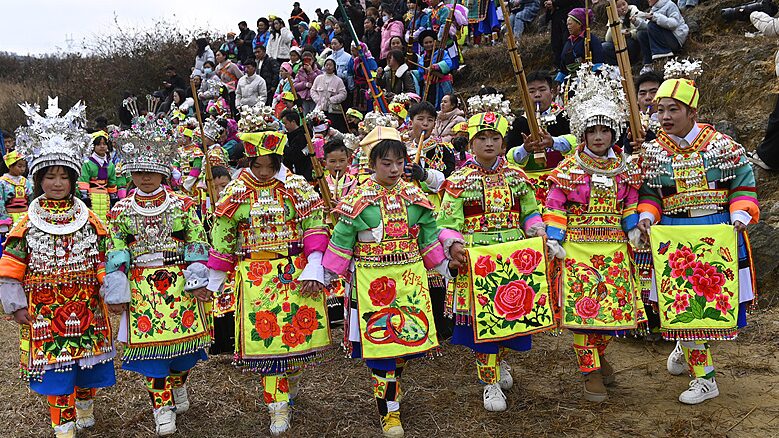 Miao_Community_Celebrates_Tradition_with_Vibrant_New_Year_Festivities_in_Longli_County - Khabar Asia Miao_Community_Celebrates_Tradition_with_Vibrant_New_Year_Festivities_in_Longli_County