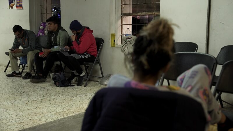 Migrants_Stuck_in_Mexico_Face_Uncertain_Future_as_US_Deportations_Increase_poster - Khabar Asia Migrants_Stuck_in_Mexico_Face_Uncertain_Future_as_US_Deportations_Increase video poster