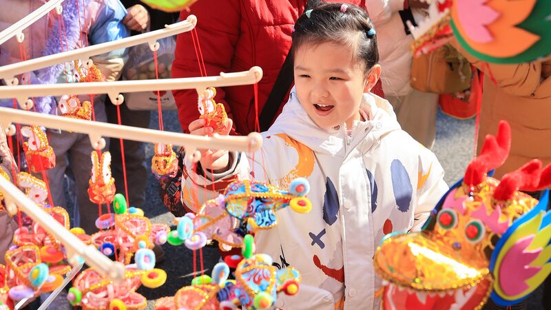 Nanjing_Sees_Surge_in_Demand_for_Traditional_Handmade_Lanterns_Ahead_of_Lantern_Festival - Khabar Asia Nanjing_Sees_Surge_in_Demand_for_Traditional_Handmade_Lanterns_Ahead_of_Lantern_Festival
