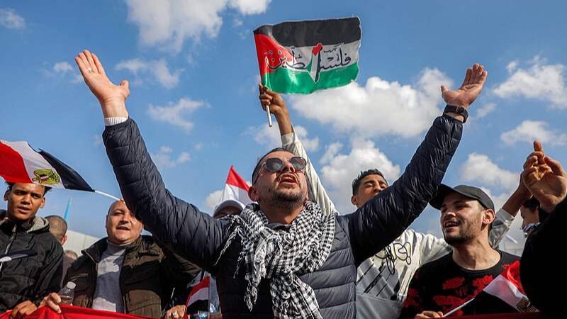 Palestinians_in_Gaza_Protest_Against_U_S__Proposal_for_Population_Relocation - Khabar Asia Palestinians_in_Gaza_Protest_Against_U_S__Proposal_for_Population_Relocation