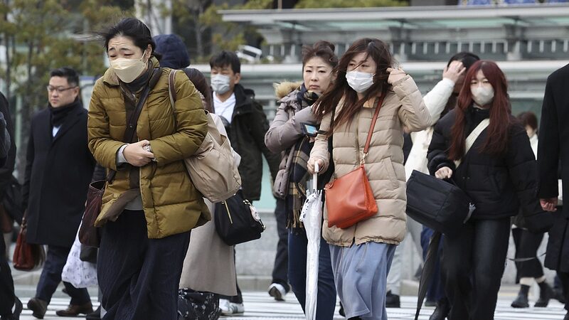 Panic_Buying_Spurs_Flu_Medication_Shortages_in_Japan_Amid_Record_Outbreak - Khabar Asia Panic_Buying_Spurs_Flu_Medication_Shortages_in_Japan_Amid_Record_Outbreak