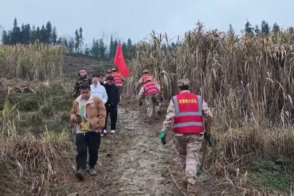 Rescue Operations Continue After Landslide in Sichuan’s Jinping Village Rescue_Operations_Continue_After_Landslide_in_Sichuan_s_Jinping_Village video poster