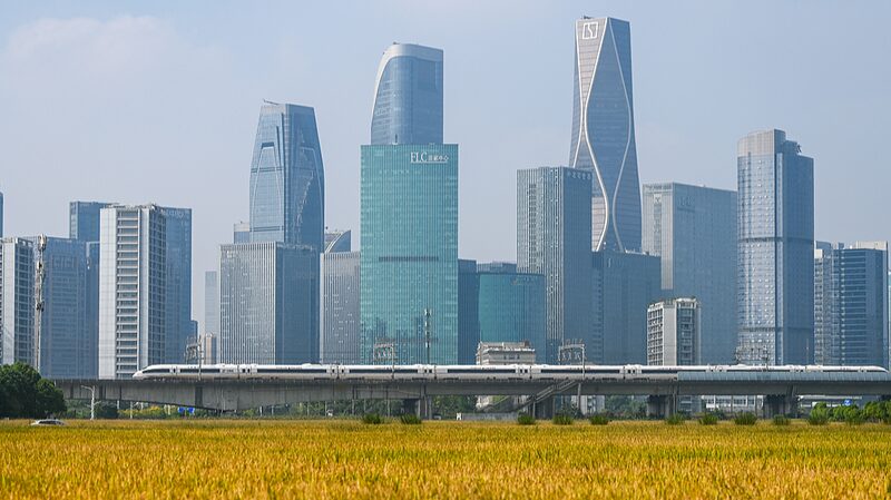Resilient__Agile__and_Innovative__Chinese_Private_Firms_Thrive_Amid_Transformation - Khabar Asia Resilient__Agile__and_Innovative__Chinese_Private_Firms_Thrive_Amid_Transformation