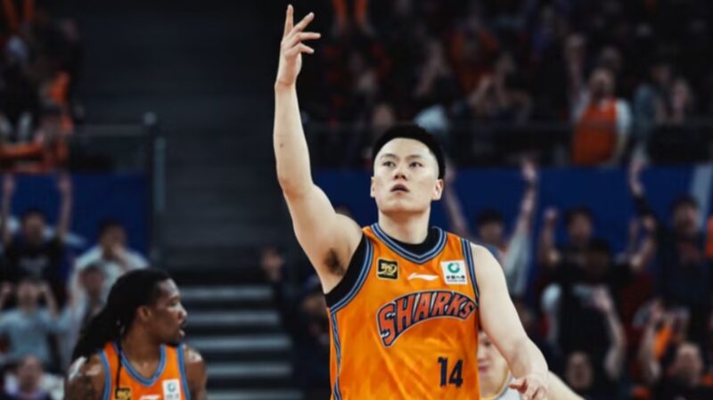 Shanghai Sharks Triumph Over Shanxi Loongs, Extend Winning Streak to Four Shanghai_Sharks_Triumph_Over_Shanxi_Loongs__Extend_Winning_Streak_to_Four