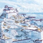 Snow_Covered_Gyantse_Fortress_Reveals_Timeless_Beauty_in_Xizang - Khabar Asia Snow_Covered_Gyantse_Fortress_Reveals_Timeless_Beauty_in_Xizang