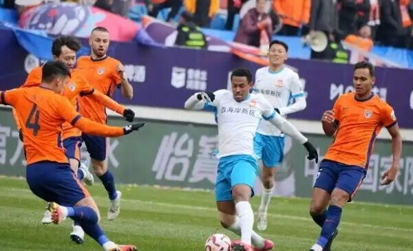 Thrilling 2-2 Qingdao Derby Draw, Shanghai Port Clinches Victory Over Shenzhen Thrilling_2_2_Qingdao_Derby_Draw__Shanghai_Port_Clinches_Victory_Over_Shenzhen