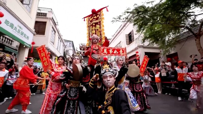Traditional_Festivities_Illuminate_China_s_Spring_Festival_Celebrations_poster - Khabar Asia Traditional_Festivities_Illuminate_China_s_Spring_Festival_Celebrations video poster