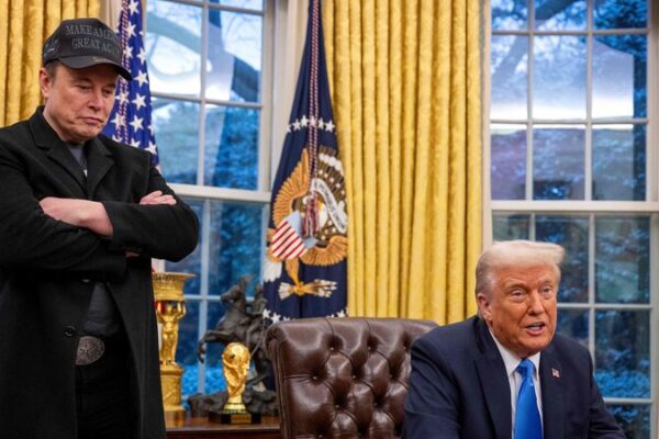 Trump Admin Moves Forward with Federal Worker Buyout After Court Ruling Trump_Admin_Moves_Forward_with_Federal_Worker_Buyout_After_Court_Ruling