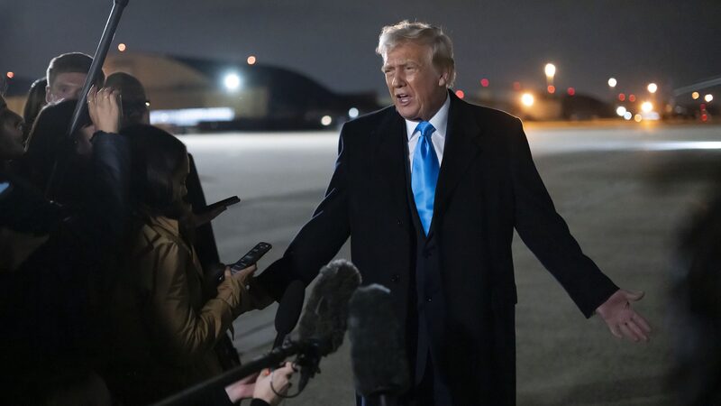 Trump_Pauses_Tariffs_on_Canada_and_Mexico_for_30_Days_Amid_Negotiations-1 - Khabar Asia Trump_Pauses_Tariffs_on_Canada_and_Mexico_for_30_Days_Amid_Negotiations