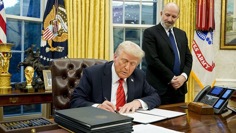 Trump_Raises_Steel_and_Aluminum_Tariffs__Triggering_Global_Backlash - Khabar Asia Trump_Raises_Steel_and_Aluminum_Tariffs__Triggering_Global_Backlash