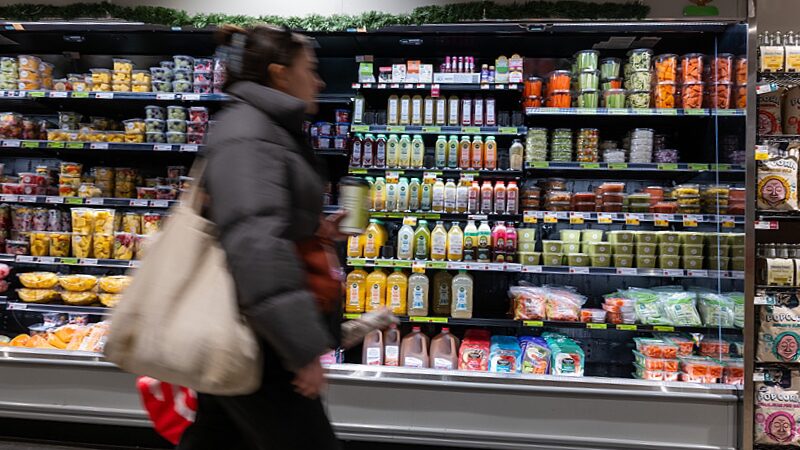 Trump_s_Tariffs_to_Increase_Costs_for_American_Consumers_poster - Khabar Asia Trump_s_Tariffs_to_Increase_Costs_for_American_Consumers video poster