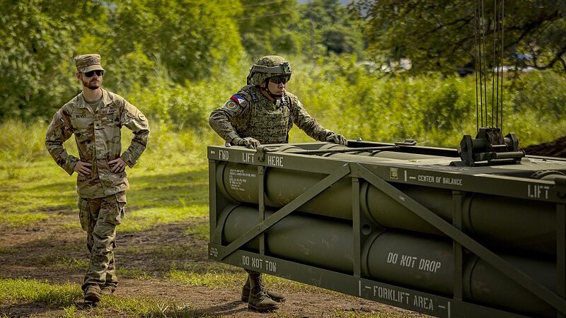 US_Deploys_Intermediate_Range_Ballistic_Missiles_in_Philippines__Raising_Tensions_with_China_poster - Khabar Asia US_Deploys_Intermediate_Range_Ballistic_Missiles_in_Philippines__Raising_Tensions_with_China video poster