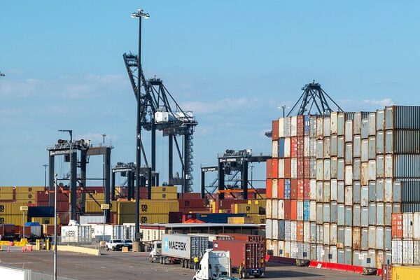 U_S__Imposes_New_10__Tariff_on_Chinese_Imports__Sparking_Global_Concern