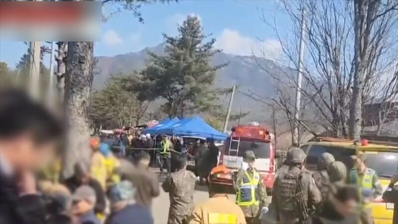 8_Injured_in_South_Korea_Military_Drill_Mishap video poster