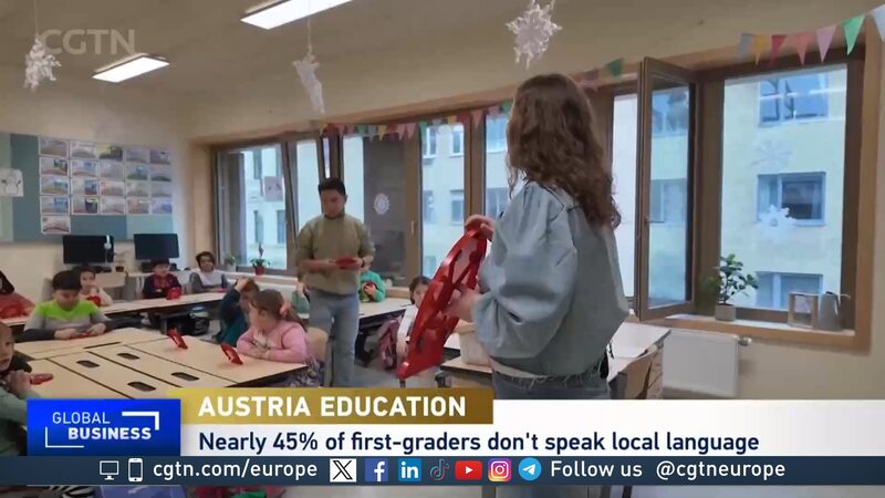 Austria_Debates_Mandatory_Kindergarten_Extension_Amid_Language_Integration_Challenges video poster