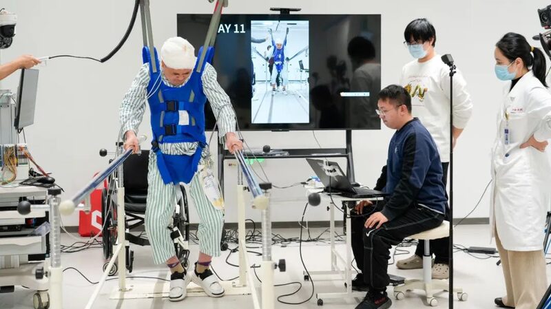 Breakthrough_BSI_Surgery_in_China_Enables_Paralyzed_Patient_to_Walk_Within_24_Hours - Khabar Asia Breakthrough_BSI_Surgery_in_China_Enables_Paralyzed_Patient_to_Walk_Within_24_Hours