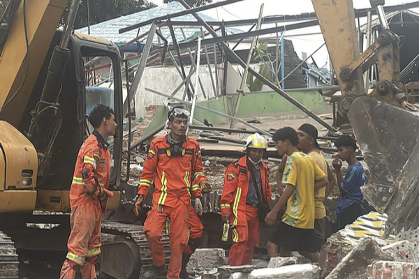 China Leads Regional Aid Effort After Myanmar Earthquake Claims 1,700 Lives China_Leads_Regional_Aid_Effort_After_Myanmar_Earthquake_Claims_1_700_Lives