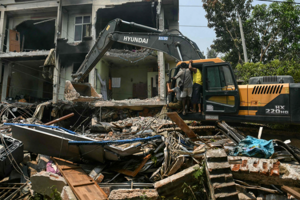 China Pledges 100M Yuan Aid to Myanmar After Earthquake China_Pledges_100M_Yuan_Aid_to_Myanmar_After_Earthquake