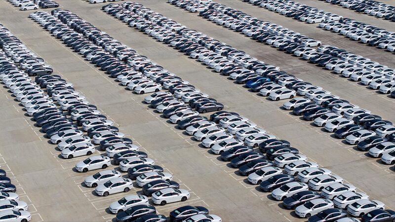 China_Unveils__41B_Stimulus_Plan_to_Boost_Innovation__Consumption video poster