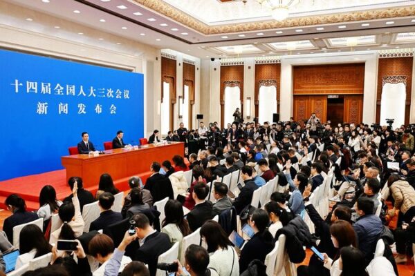 China_Urges_Respectful_Dialogue_Amid_US_Tariff_Tensions video poster