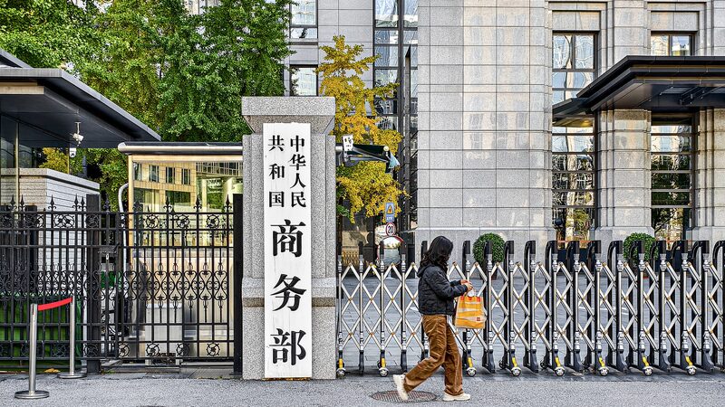 China_Vows_Countermeasures_Against_U_S__New_Tariffs - Khabar Asia China_Vows_Countermeasures_Against_U_S__New_Tariffs