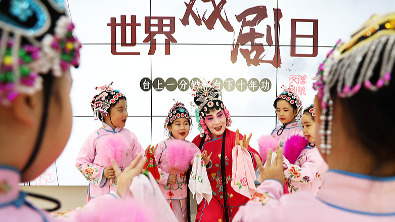 China_s_Opera_Traditions_Shine_on_World_Theatre_Day