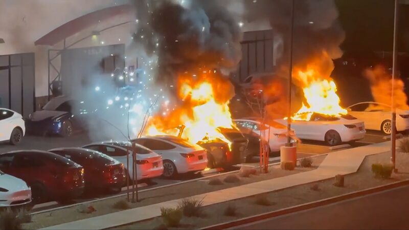 Las_Vegas_Tesla_Center_Fire_Investigated_as_Domestic_Terrorism - Khabar Asia Las_Vegas_Tesla_Center_Fire_Investigated_as_Domestic_Terrorism