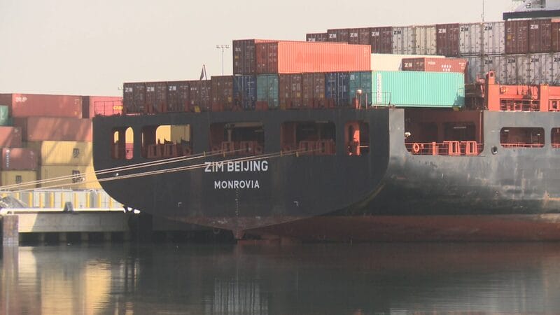 Potential_Trump_Tariff_on_Chinese_Ships_Sparks_Supply_Chain_Fears_poster - Khabar Asia Potential_Trump_Tariff_on_Chinese_Ships_Sparks_Supply_Chain_Fears video poster