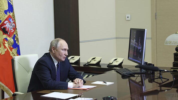 Putin_Offers_Safe_Surrender_to_Ukrainian_Troops_in_Kursk_Amid_Escalation