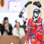 Robots_Revive_Tradition_in_Hong_Kong_with_Futuristic_Cultural_Show