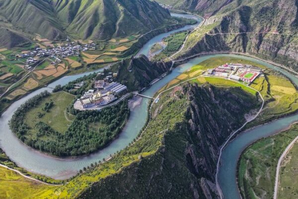 Sanjiangyuan Achieves Ecological Milestone with Local Ranger Efforts Sanjiangyuan_Achieves_Ecological_Milestone_with_Local_Ranger_Efforts
