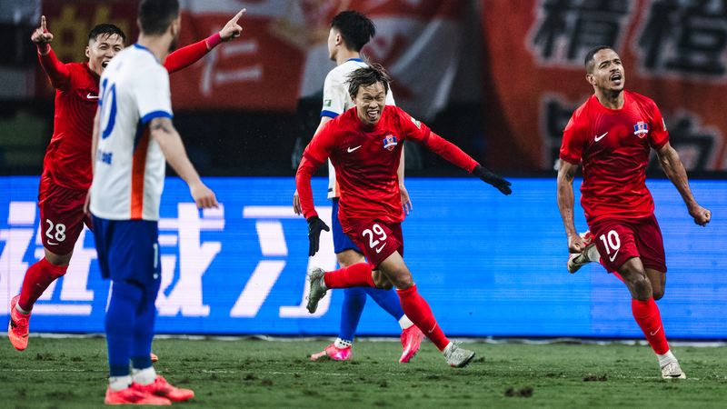 Shandong_Taishan_Stun_Meizhou_with_4_3_Comeback_in_CSL_Thriller - Khabar Asia Shandong_Taishan_Stun_Meizhou_with_4_3_Comeback_in_CSL_Thriller