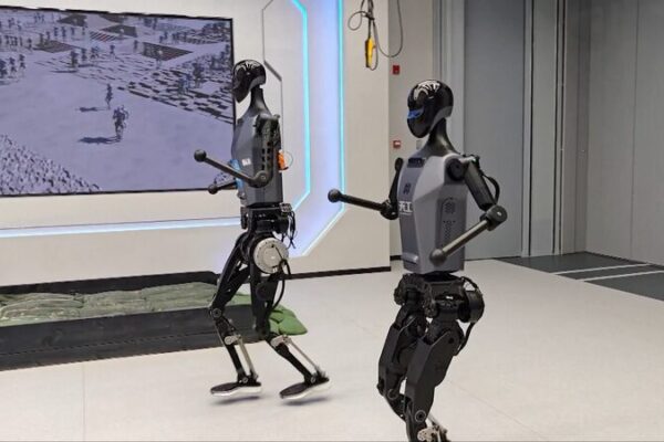 Tiangong Ultra: Chinese Humanoid Robot Eyes Half Marathon Debut in Beijing Tiangong_Ultra__Chinese_Humanoid_Robot_Eyes_Half_Marathon_Debut_in_Beijing video poster