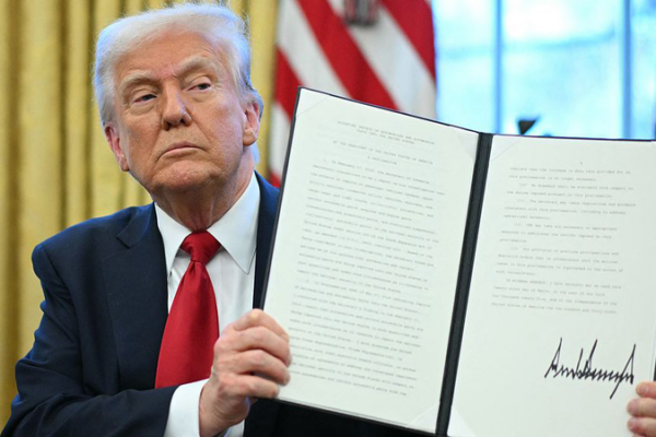 Trump_s_25__Auto_Tariff_Sparks_Global_Trade_Concerns_Ahead_of_April_2_Deadline video poster