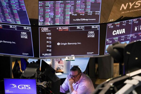 US_Stock_Market_Plunges___4_Trillion_Wiped_Amid_Trade_Tensions