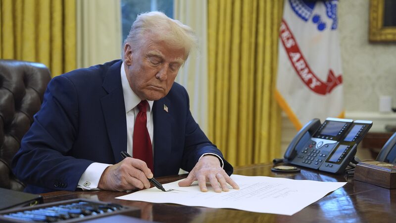 US_Tariffs_Implemented_on_Canada__Mexico__and_the_Chinese_Mainland - Khabar Asia US_Tariffs_Implemented_on_Canada__Mexico__and_the_Chinese_Mainland