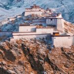 Unveiling_Xizang_s_Past__Exposing_Feudal_Serfdom_Myths