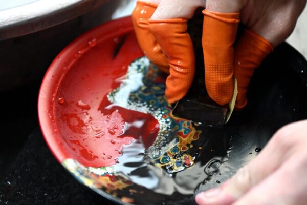 Youth Revival: Fujian’s Lacquerware Tradition Embraces Modern Innovation Youth_Revival__Fujian_s_Lacquerware_Tradition_Embraces_Modern_Innovation