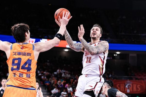 Zhejiang Golden Bulls End Shanghai Sharks’ 14-Game Home Winning Streak in Thriller Zhejiang_Golden_Bulls_End_Shanghai_Sharks__14_Game_Home_Winning_Streak_in_Thriller