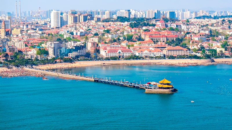81AN5ATTN7MAPRQFMAFB - Khabar Asia Zhanqiao Pier: Qingdao’s Iconic Film Location Through the Ages