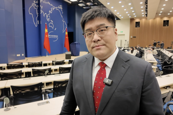 Beijing Vows Firm Response to New US Tariffs on Chinese Imports Beijing_Vows_Firm_Response_to_New_US_Tariffs_on_Chinese_Imports video poster