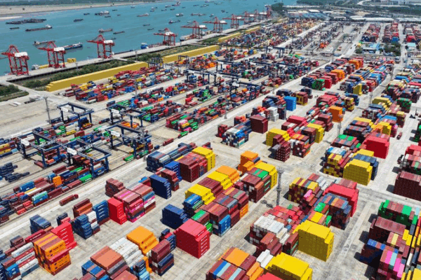 China Charts Resilient Economic Path Amid Global Trade Shifts China_Charts_Resilient_Economic_Path_Amid_Global_Trade_Shifts