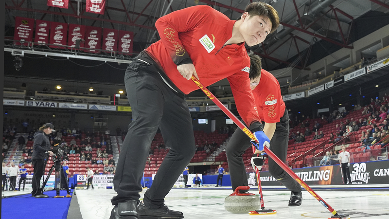 China_Edged_Out_7_6_by_Japan_in_World_Curling_Championship_Thriller