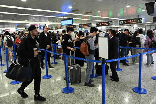 China_Prepares_for_2_15_Million_Daily_Border_Crossings_During_May_Day_Rush video poster