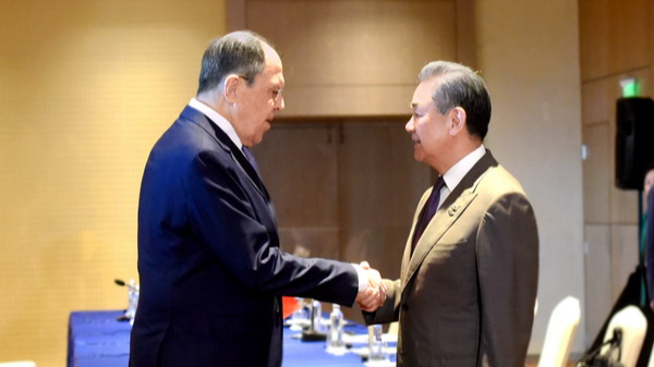China-Russia Talks Focus on Ukraine, Global Stability China_Russia_Talks_Focus_on_Ukraine__Global_Stability