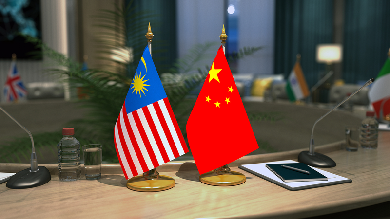 China, Malaysia Boost Ties with Visa-Free Travel Pact China__Malaysia_Boost_Ties_with_Visa_Free_Travel_Pact